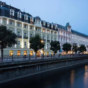 kolonada.karlovyvary-hotels.com/