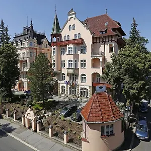 lazensky-hotel-smetana-vysehrad.marianskelaznehotels.net/