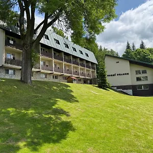 2* Hotel Horní Pramen