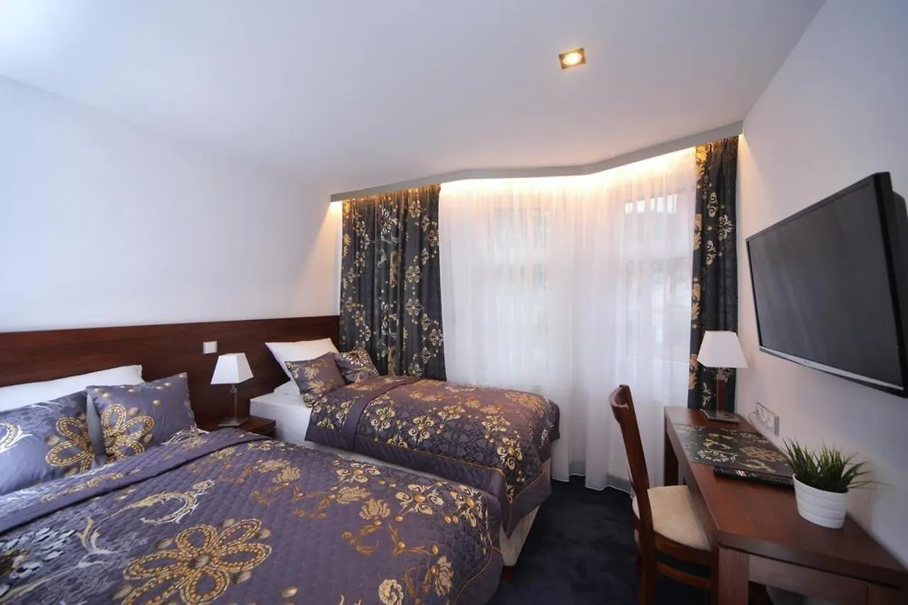 Hotel Central 1920 Spindleruv Mlyn